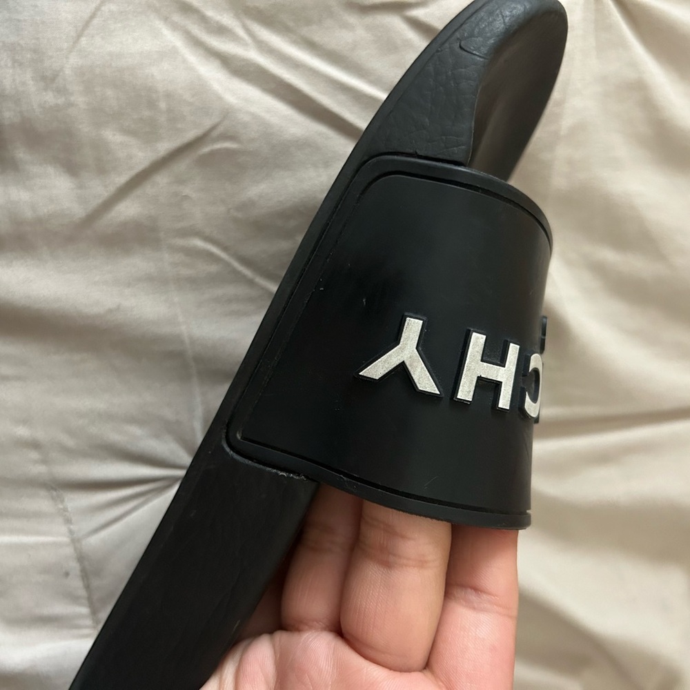Givenchy slides / slippers - Picture 7 of 8